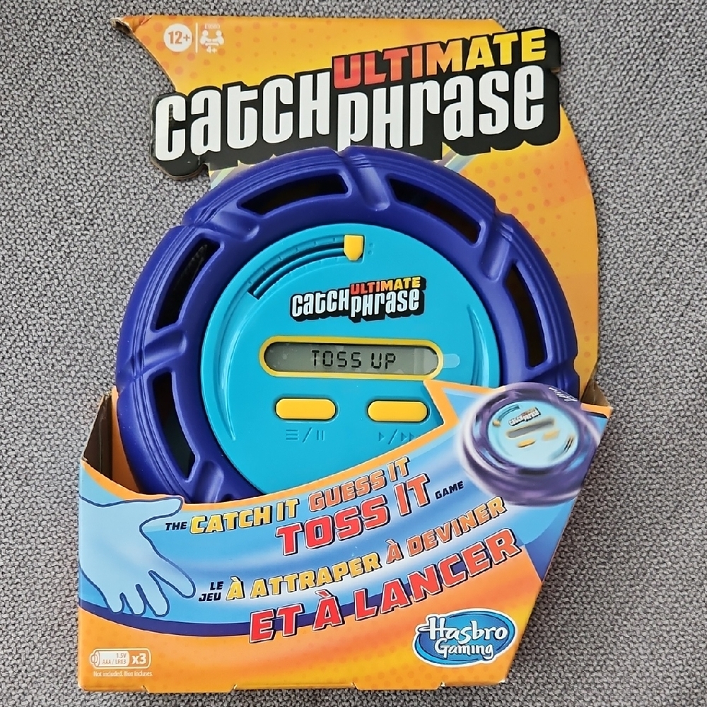 Hasbro Ultimate Catch Phrase Game - Blue and Yellow